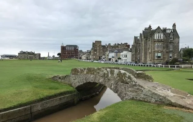 Old-Course-in-St-Andrews golf travel guides st andrews old course